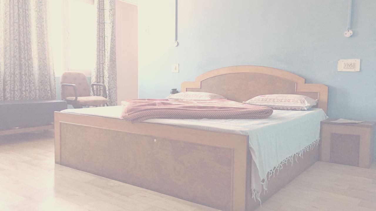 Anand Homestay Chail Εξωτερικό φωτογραφία